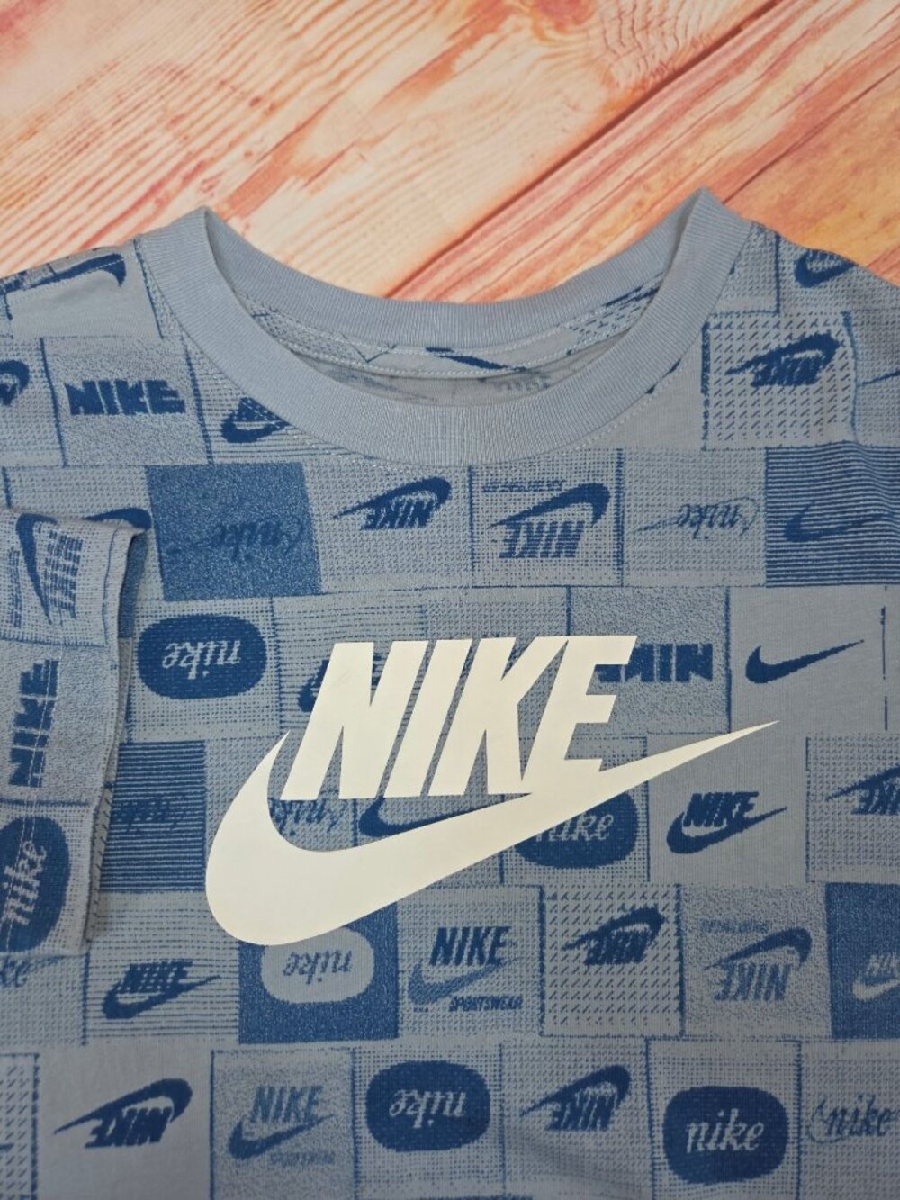 Nike Kids Blue Graphic Logo Print T-Shirt XL